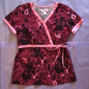 Koi Kathryn Pink Ribbons Floral Lace Scrub Top Size Small